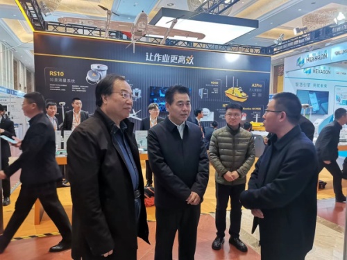 a420804d554533cc1f6d5e46f7a599b_副本队.jpg